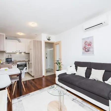 Apartment Bosiljka - Comfortable Split